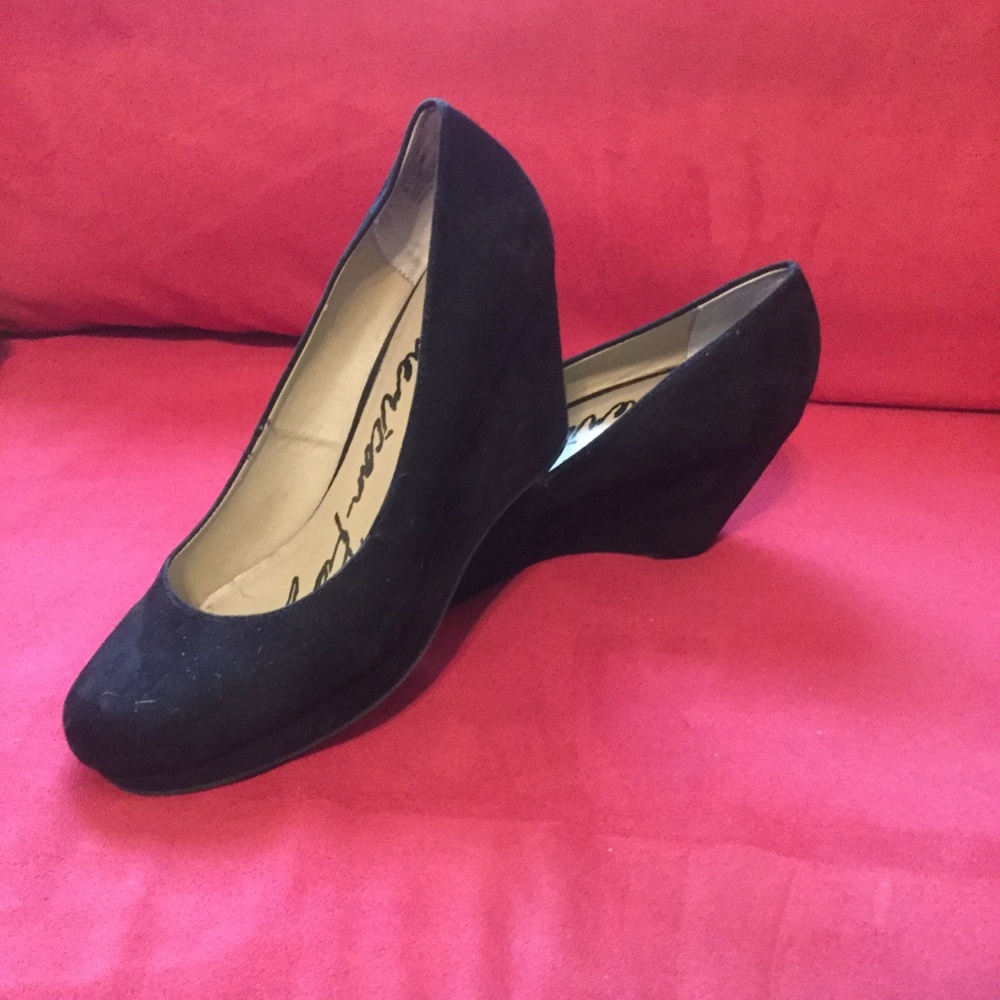 AMERICAN RAG WEDGE PUMP SIZE 8.5